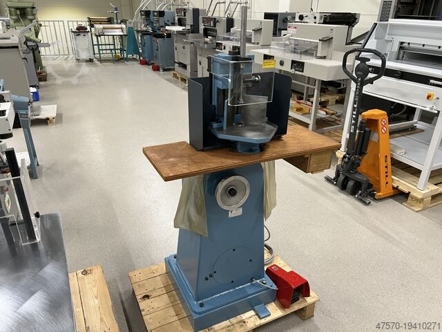 Corner cutter Karl Tranklein EK-100 Corner cutter Karl Tranklein EK-100