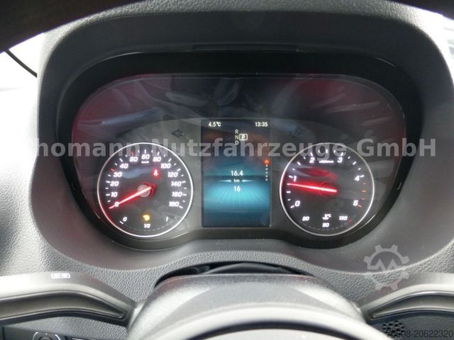 Refrigerator body van MERCEDES-BENZ Sprinter 317 CDI Kühlkoffer Xarios 300 LBW