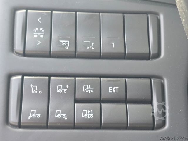 Refrigerated truck SCANIA R 410 * THERMOKING * RETARDER * ACC *  1. HAND *