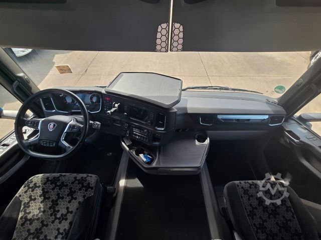 Refrigerated truck SCANIA R 410 * THERMOKING * RETARDER * ACC *  1. HAND *