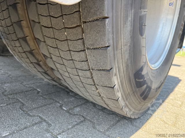 Standard tractor unit IVECO STRALIS S-WAY AS440S49T/P Retarder Standklima