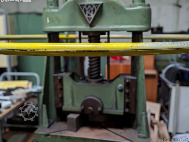 Hand-Operated Fly Press W + N HSP 30/90