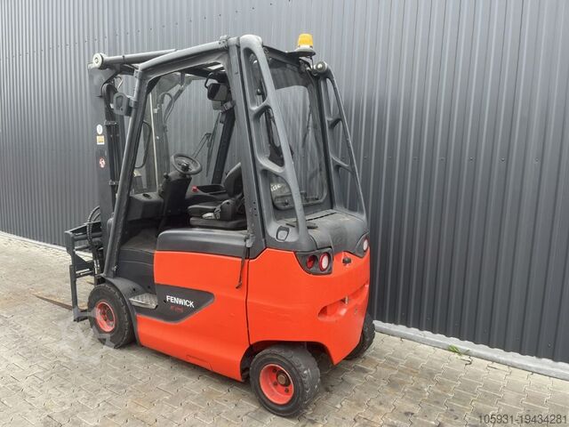 Electric 4-wheel forklift Linde E25H-01/600