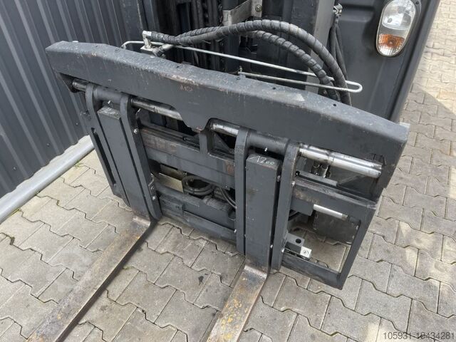 Electric 4-wheel forklift Linde E25H-01/600