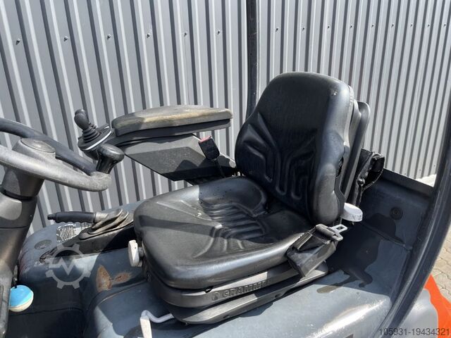 Elektro 4 Rad-Stapler Linde E20P-02