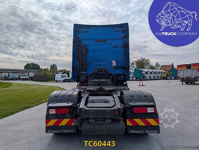 Standard-SZM Renault T 520