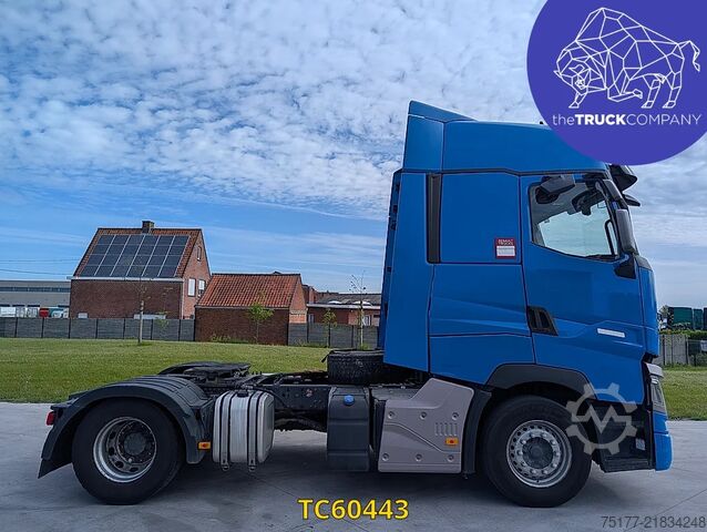 Standard-SZM Renault T 520