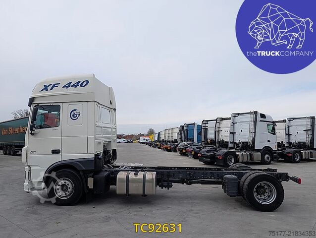 Fahrgestell mit Fahrerhaus DAF XF 450