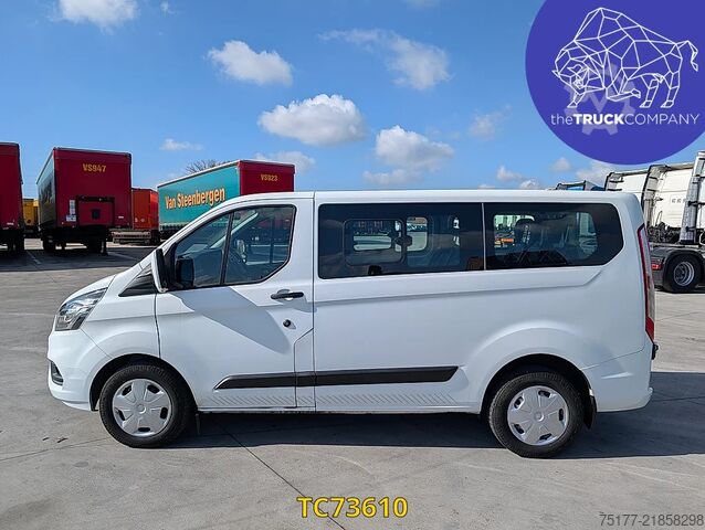 Passenger transportation Ford Transit CUSTOM 2.0 TDCI - 9 SEATS - AUTOMATIC -...