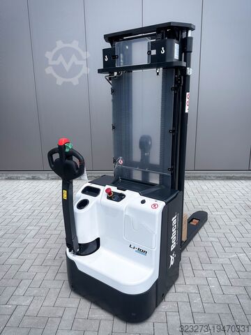 Pallet stacker Bobcat BSL16N-i