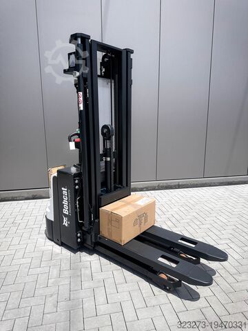 Pallet stacker Bobcat BSL16N-i