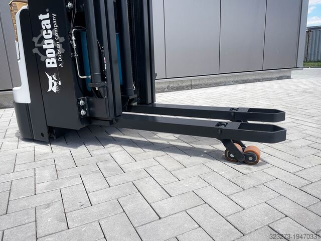 Pallet stacker Bobcat BSL16N-i