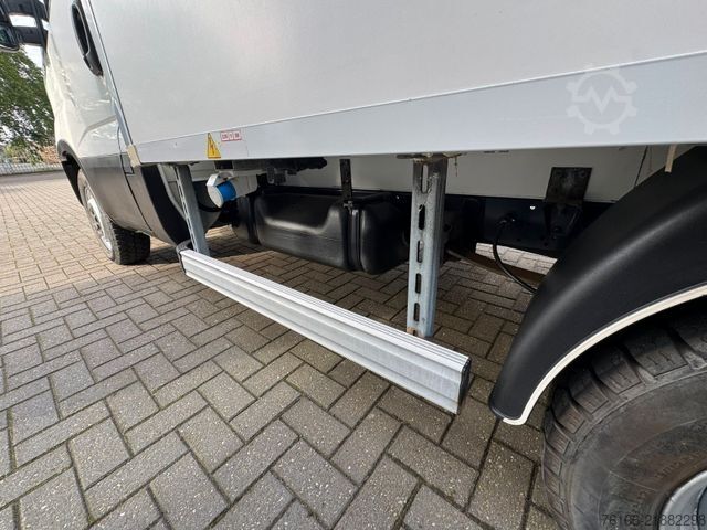 Kühltransporter IVECO Daily 35S13 Tiefkühlkoffer mit LBW *Automatik*