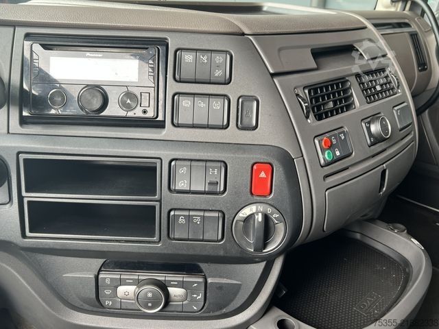 Swap body truck DAF XF 450 Euro6 Klima ACC Retarder 2xAHK Liftachse