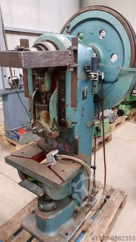 Eccentric press MUELLER EXP 22 AMP