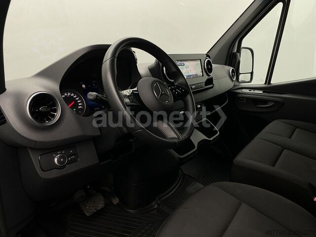 High top van MERCEDES-BENZ Sprinter 317 Aut. *MAXI* LED+KAMERA+NAVI+TOP!