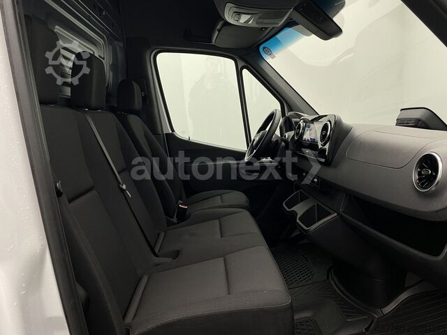 High top van MERCEDES-BENZ Sprinter 317 Aut. *MAXI* LED+KAMERA+NAVI+TOP!