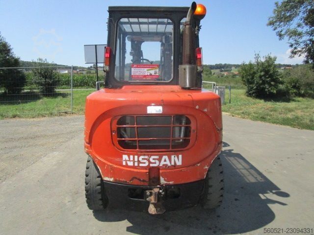 Dieselstapler Nissan 4 Ton.-Triplex-FH 4,5m + Seitenschieber