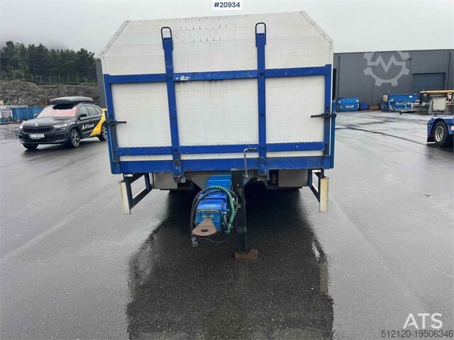 Plattformanhänger Konar 3 axle plank trailer w/ foldable side doors