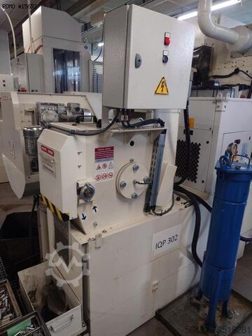 Vertikalbearbeitungszentrum FANUC ROBODRILL ALPHA-D21MiB5