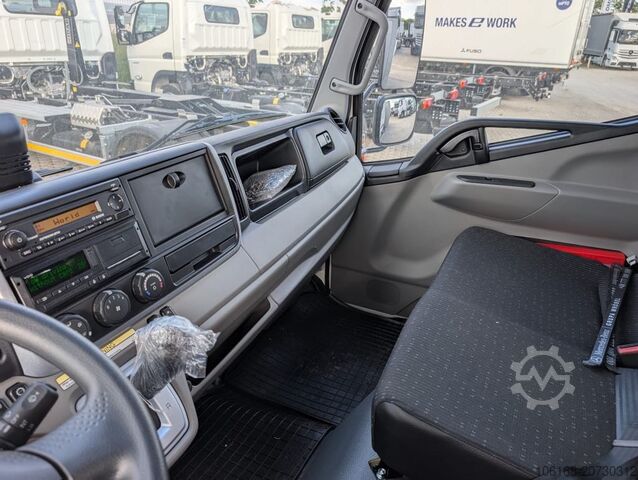 Mobile crane truck Fuso Canter 9C18 Fassi M40 Pritsche 4,5 m