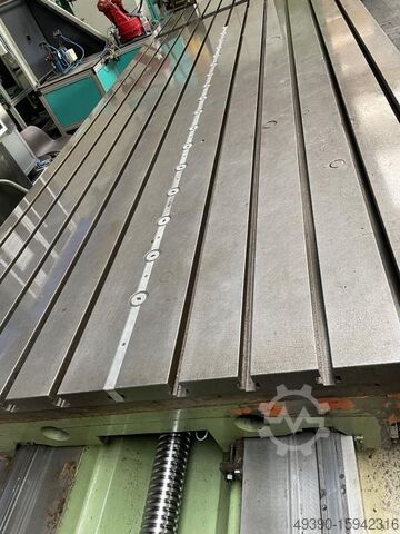 Tischeinheit von einer Portalfräsmaschine; Aufspannplatte mit T-Nuten aus Stahlguß-Grauguß, Tischein DROOP & REIN