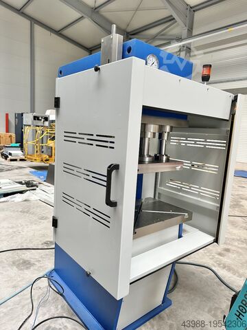 Hydraulische Einständerpresse HIDROGARNE PPCM - 50