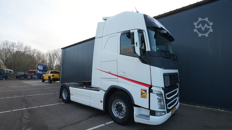 Standard-SZM Volvo FH 460 EURO 6 GLOBETROTTER 674.300KM