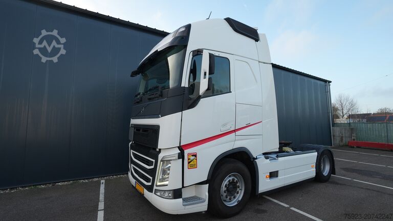 Standard-SZM Volvo FH 460 EURO 6 GLOBETROTTER 647.800KM