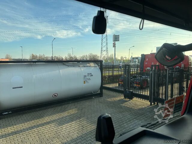 Gefährliche Stoffe MAN TGX 18.420 ADR (FL, AT), PTO, 10x available