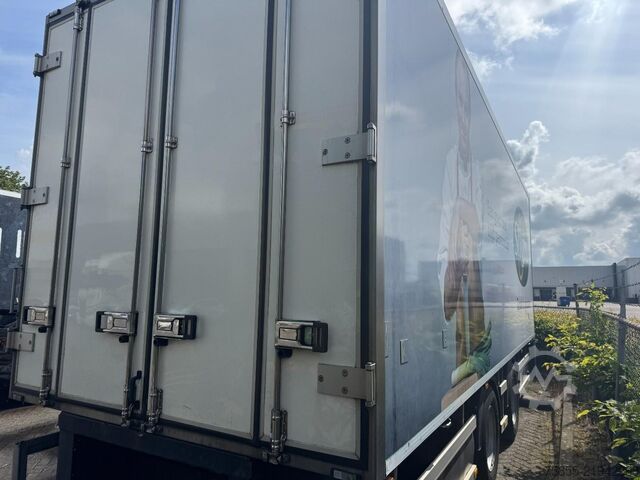 Box body H.t.f. HWA 20MZ Heiwo / Geïsoleerd / Doorlaadsysteem