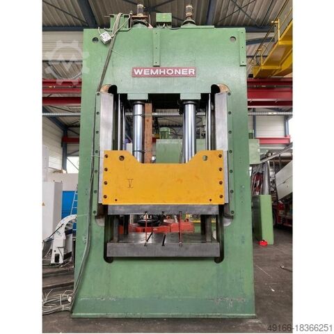 Double-Column Presse WEMHOENER 300K 300 SO (UVV)