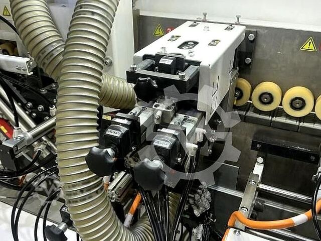 Edgebanding machines Homag Edgeteq S 200 2018 with pre-milling Homag 
