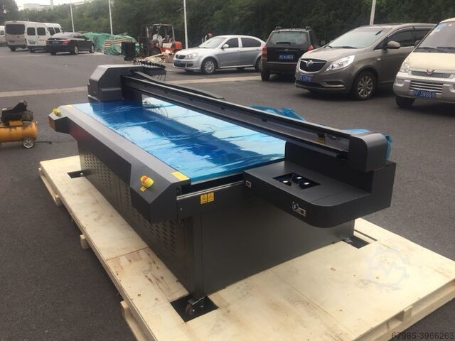 UV LED Flachbett Drucker 250x130cm 70mm WE Print Solutions GmbH PS2513