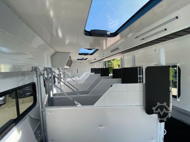Cattle truck MERCEDES-BENZ ACTROS 1832  TT-XL  7 Pferde 6 Sitze Neufahrzeug