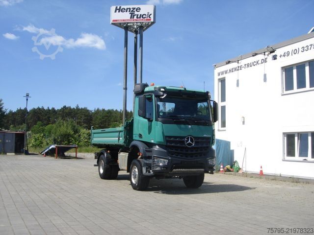 Tipper truck MERCEDES-BENZ Arocs 1843 4x4 2-Achs Allradkipper Bordmatik