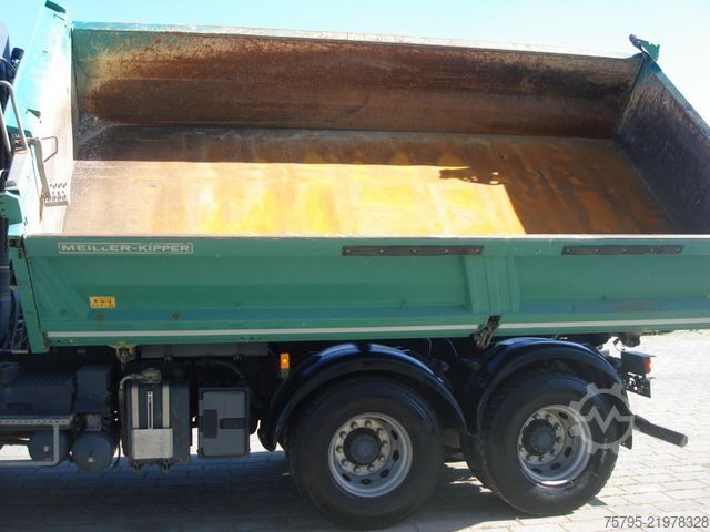 Three-sided tipper truck VOLVO FH 500 6x6 X-Track 3-Achs Kipper angetriebene Li