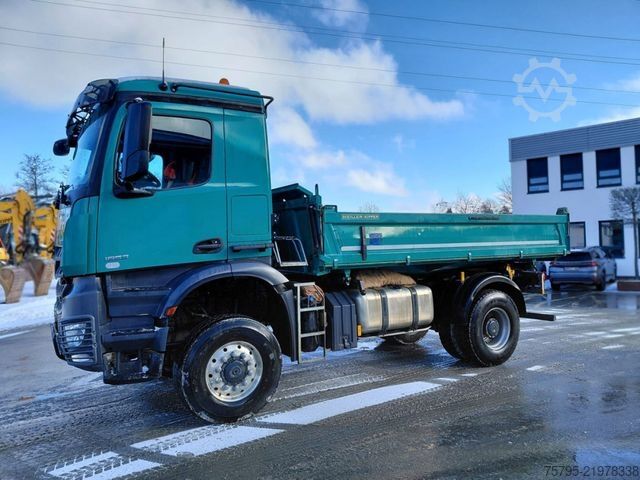Three-sided tipper truck MERCEDES-BENZ Arocs 1853 4x4 2-Achs Allradkipper Meiller