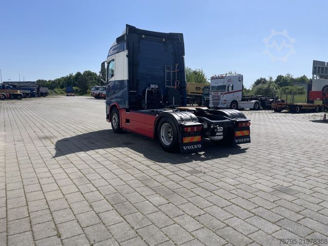 Standard tractor unit VOLVO FH 460 SZM Kipphydraulik