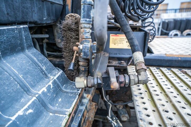 Standard tractor MAN TGS 33.440 BLS - MANUAL - BIG AXLES