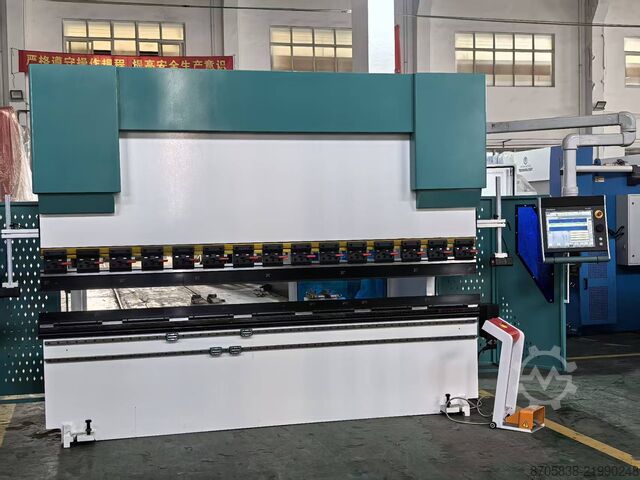 Press brake Nanjing Asia Machine Mfg. Co., Ltd. WE67K-110/3200 press brake