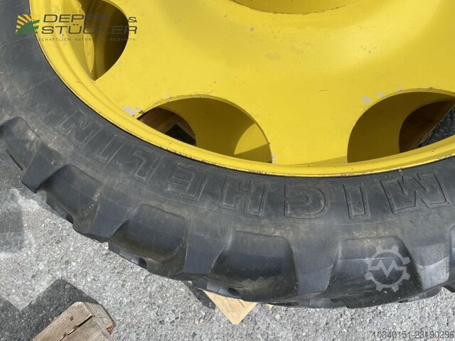 Michelin Zwillingsräder 230/95 R48 incl. Kupplungen Michelin Zwillingsräder 230/95 R48 incl. Kupplung