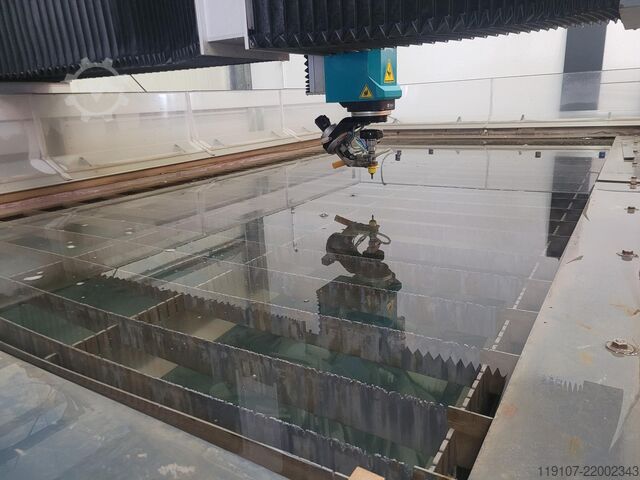 Waterjet cutting machine Flow Mach 200 4020