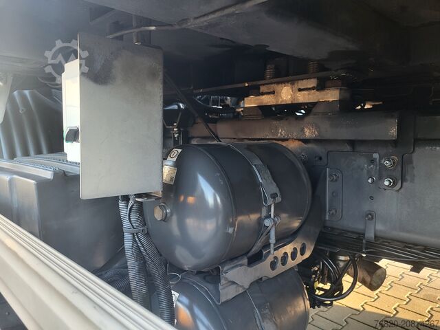 Müllwagen Scania P280