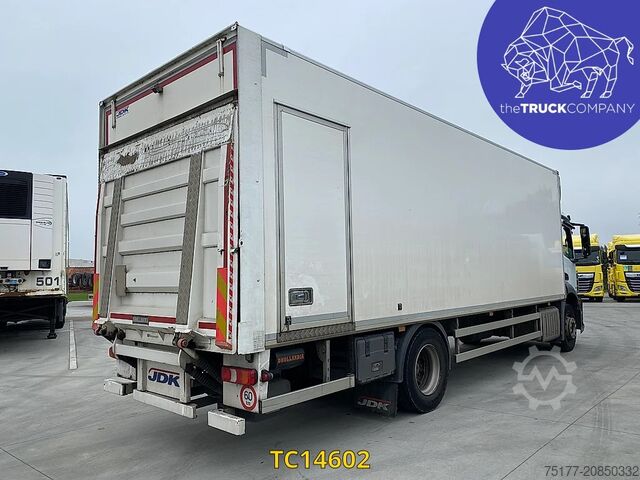 Suitcase Mercedes-Benz Antos 1827