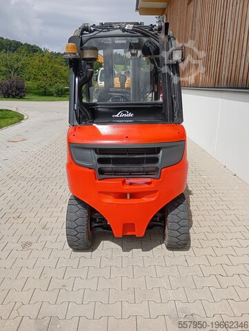 4-Rad-Gabelstapler Linde H 30 Diesel Triplex Zinkenverstellgerät