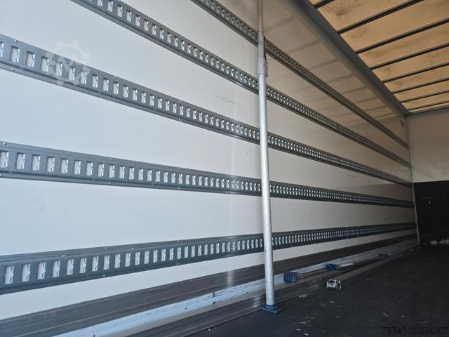 LKW mit Kofferaufbau MAN TGM 15.320 * TOP * ACC * VOLLLUFT * WENIG KM *