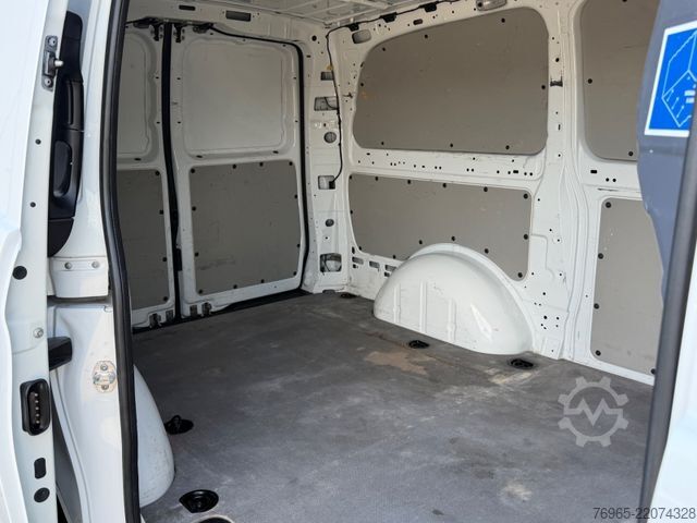 Panel van MERCEDES-BENZ Vito 111 LANG 6G KLIMA 3-SITZER TEMPOMAT EURO 6