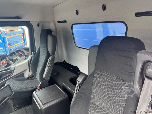 Swap body truck MERCEDES-BENZ ANTOS 1836 L / AHK / STAPLERHATERUNG / RS 5,8 m