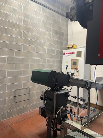 Solid fuel boiler with automatic loading UNICONFORT EOS 50